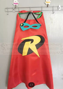 Robins Cape with mask